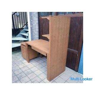 Es ist ein Buona Scelta Schreibtisch Wagen von Karimoku (Karimoku Möbel)! Das schlichte Design kann 