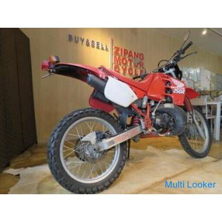 HONDA CRM250R Rot 21.611 km. 250ccm Motocross 2-Takt-Produktionsmotorrad des frühen Modells