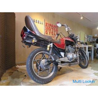 SUZUKI GSX250E GJ51B Kakerlake Schwarz Rot 250cc Produktion!