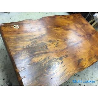 Aus Sapporo Yakushima, Präfektur Kagoshima Yakusugi Urushi lackierter Einzelplattentisch Sitztisch 1