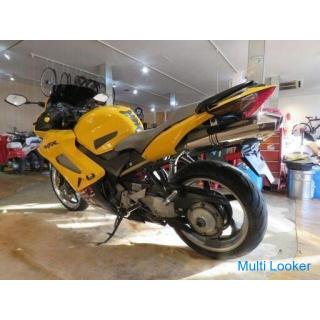 HONDA VFR800 RC46 Honda 800cc Gelb 53.942 km! 2004 Modellfahrzeug Inspektion 2022/9 Motorrad