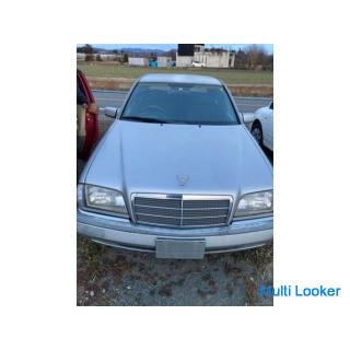 1995 Mercedes C220 - 83.000 km.
