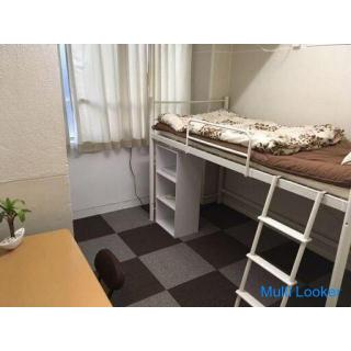 2 Gehminuten vom Bahnhof Iriya der Hibiya-Linie entfernt. 8 Gehminuten vom Bahnhof Uguisudani der Ya