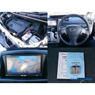 Toyota Voxy ZS ★ Navi ★ Alu ★ Aero ★ TÜV mit 2 Jahren ★ Hochwertiges Auto ★