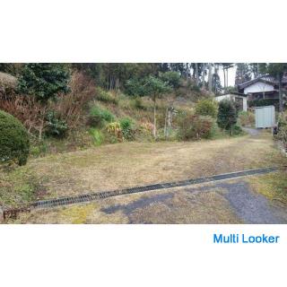 Auf einem Villengrundstück mit guter Aussicht