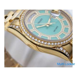 Ungetragenes Rolex Day-Date Karussell | Grünes Jade-Zifferblatt | 118388 | Diamantzifferblatt, Lünet