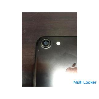 Ersetzt aufgrund eines Risses im Kameraobjektiv des iPhone 7