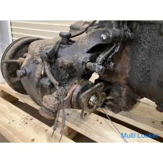 Selten. Betrieb in Ordnung. 1990 Mitsubishi Jeep J53 Original 4-Gang-Schaltgetriebe 4DR6