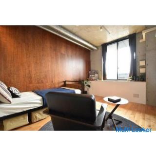 schauen Sie bitte! Es gibt so ein Zimmer! Das Schlüsselgeld beträgt 0 Yen!