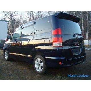 Toyota Voxy Z zuschaltbarer 4WD AT Laufleistung 128200km