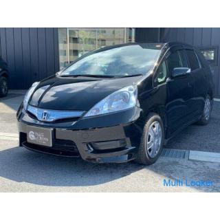 Honda Fit Shuttle Hybrid 1.3 CD & USB Receiver mit Monitor (Crystal Black)