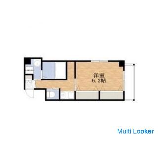 Viel Stauraum / Eckraum mit Möbeln und Haushaltsgeräten