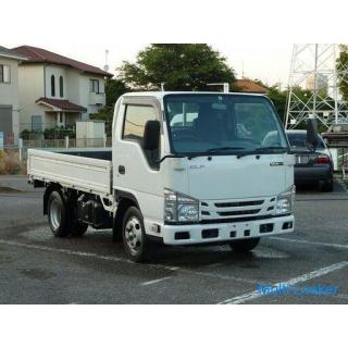 2018 Isuzu Elf 2 Tonnen flaches Fahrzeug Gesamtgewicht des Fahrzeugs weniger als 5 Tonnen 2-Tonnen-P