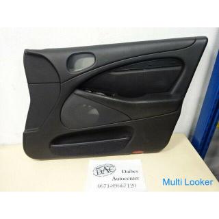 Jaguar S-Type 2000 203 KW Türpappe / Verkleidung vorne rechts