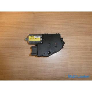 VW Golf VI Variant 2010 Schiebedachmotor Vorderseite