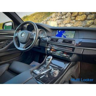 BMW 5er-Reihe F10 550i **ÖAMTC PICKERL NEU** Limousine