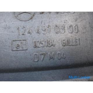 Mercedes-Benz W124 E280 E320 TE etc. Wagon Original Endschalldämpfer Teilenummer 1244910300