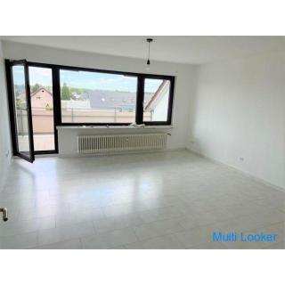 Helle sonnige 3-Zimmer Wohnung mit Loggia - Balkon in Seligenstadt