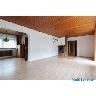 Bungalow mit sieben Zimmern, Vollkeller, Terrasse mit Südausrichtung und Garten in Eimbeckhausen