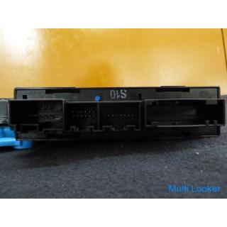Audi A4 Avant 8EALT B6 Right rear regulator