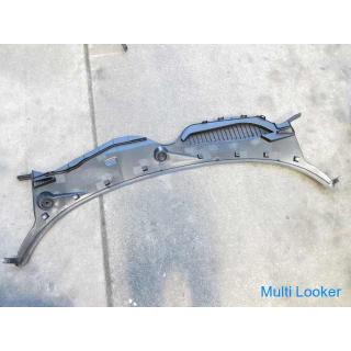 BMW Z4 E89 LM35 cowl panel