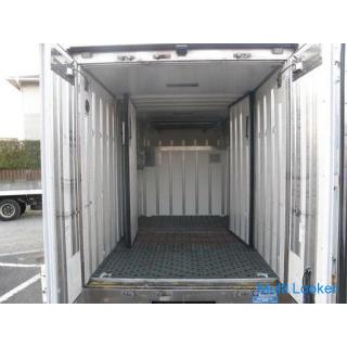 2010 Hino Dutro 2 tons refrigerated freezer 2 room type ETC