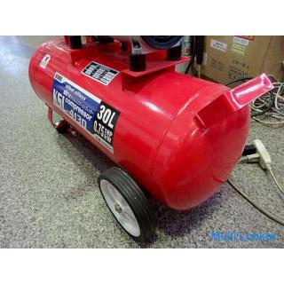 Slightly used [KENOH] Silent oilless air compressor 30L ■ KSL-4130 ■ Made in 2017