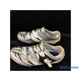 SHIMANO cycling shoes