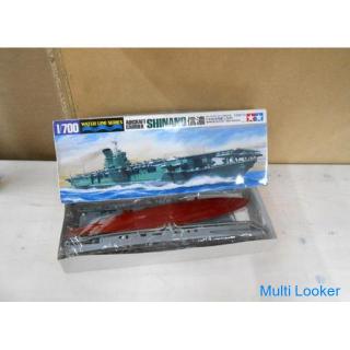 Tamiya Shinano 1/700 Plastic Model Japan Aircraft Carrier Waterline Series NO.215