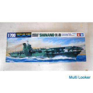 Tamiya Shinano 1/700 Plastic Model Japan Aircraft Carrier Waterline Series NO.215