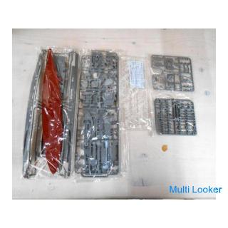 Tamiya Shinano 1/700 Plastic Model Japan Aircraft Carrier Waterline Series NO.215