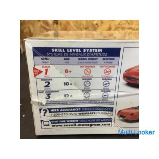 Revell 2003 Ford Thunderbird