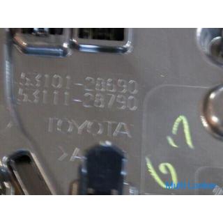 Toyota Esquire front grill M320-28023 New unused part