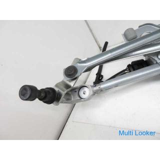 2013 BMW X1 E84 VL20 with wiper motor link