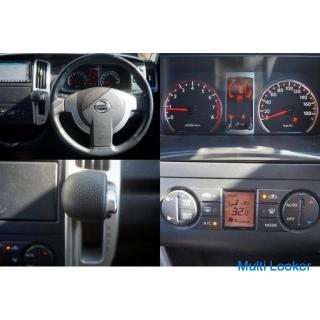 Nissan's popular minivan Serena! !