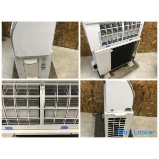 Good Condition ★ High Performance Room Air Conditioner ★ 2017 Model ★ Inverter Cooling / Heating Deh