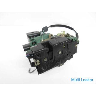 2002 New Beetle 9C AQY right door lock