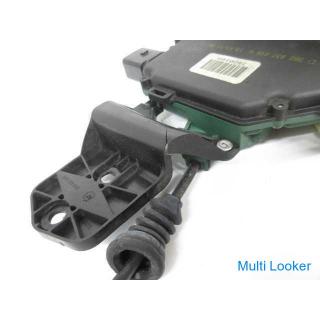 2002 New Beetle 9C AQY right door lock