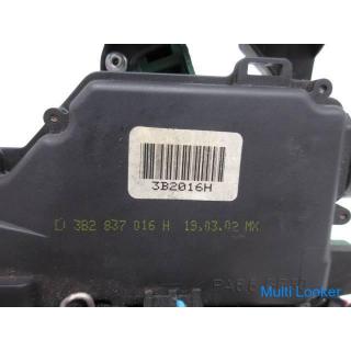 2002 New Beetle 9C AQY right door lock