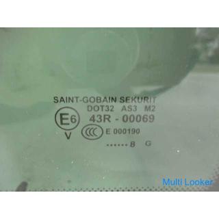 Porsche Cayenne 9PA 957 Right Quarter Glass