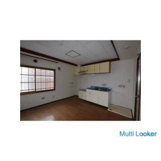 5 minutes walk from the station! Foreigners are welcome! No guarantor required! Pets allowed! Other 