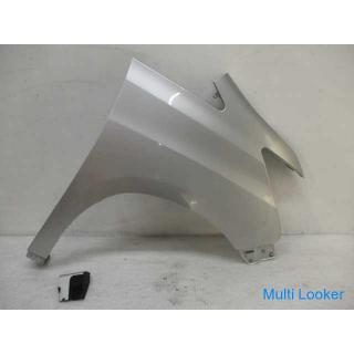 Vellfire GGH25W ANH20 right fender
