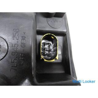 2004 Porsche Cayenne 9PA Right tail lens 7L5945258