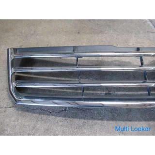 Toyota Noah AZR60 front grill