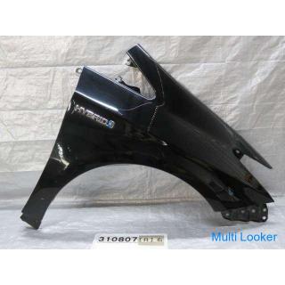 Toyota Prius ZVW30 right fender