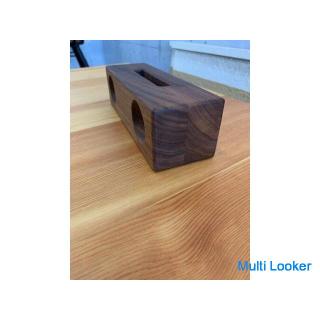Wooden iPhone speaker walnut