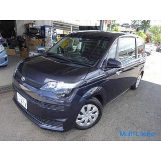 Toyota Spade *30.000 km *Smart key *Left power slur *Navi *B camera *DTV *CD *ETC *D seat heater