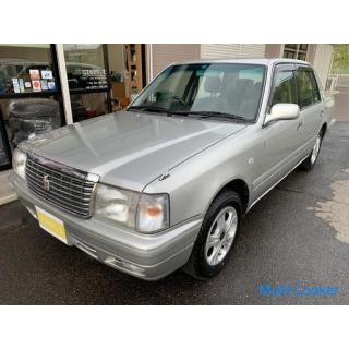 Toyota Crown Sedan 2.0 Super Deluxe Mild Hybrid