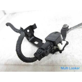 2016 Prius ZVW51 Height sensor for rear