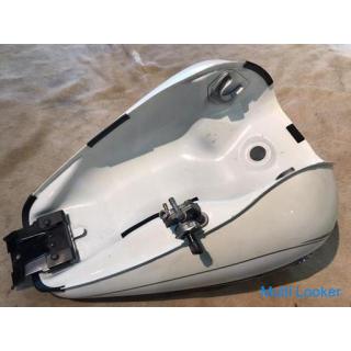 Yamaha Dragstar 400 Classic VH01J with fuel tank cock For repair or custom base! white